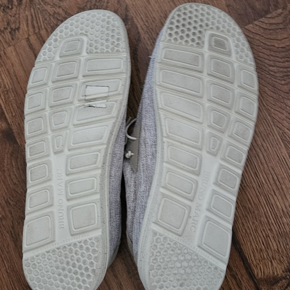 Mens shoes